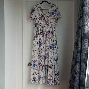 Silk-like V-neck Maxi Dress